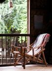 Les avantages ergonomiques des fauteuils scandinaves : comment soulager les douleurs de dos grâce à ce type de siège ?